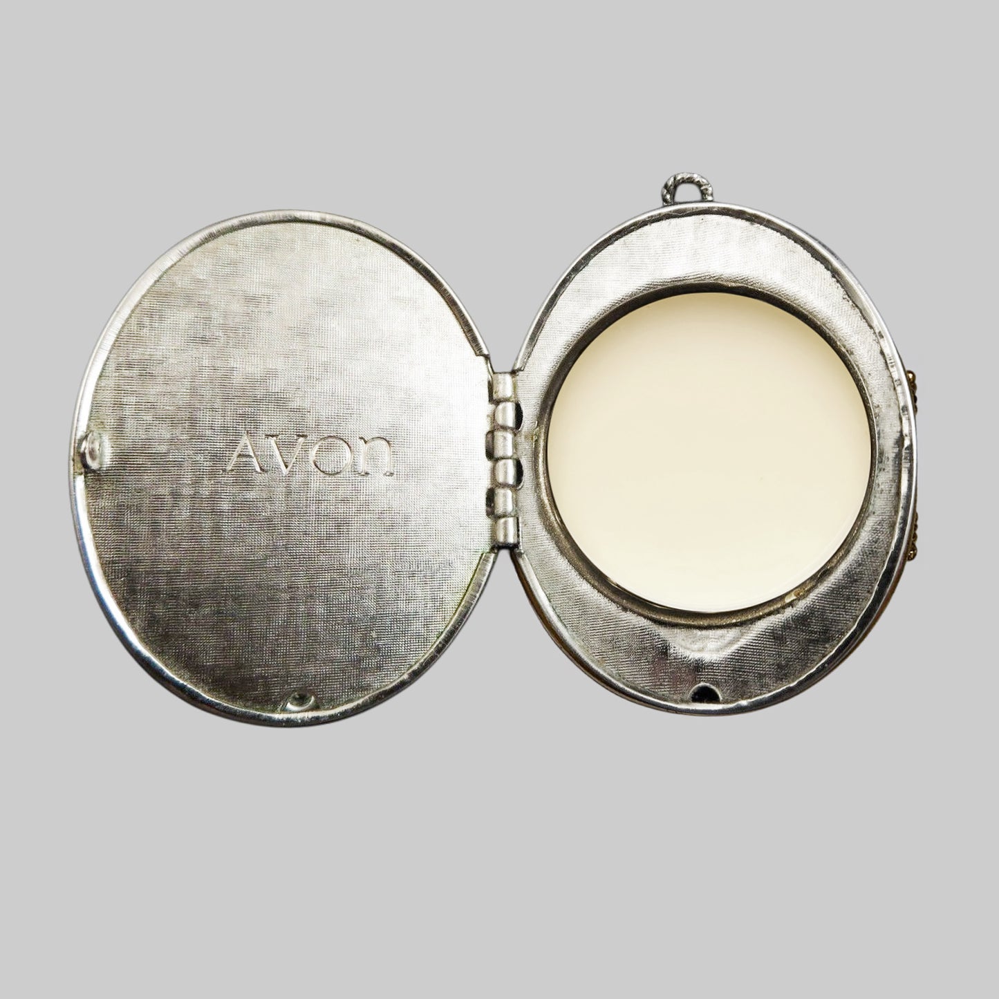 HOUSE OF GOOD MERCANTILE Black Stone Perfumed Brooch