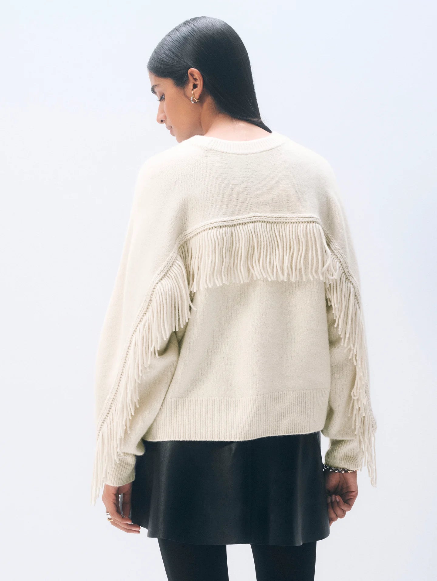 WHITE & WARREN Cashmere Blend Luxe Fringe Crew Ivory