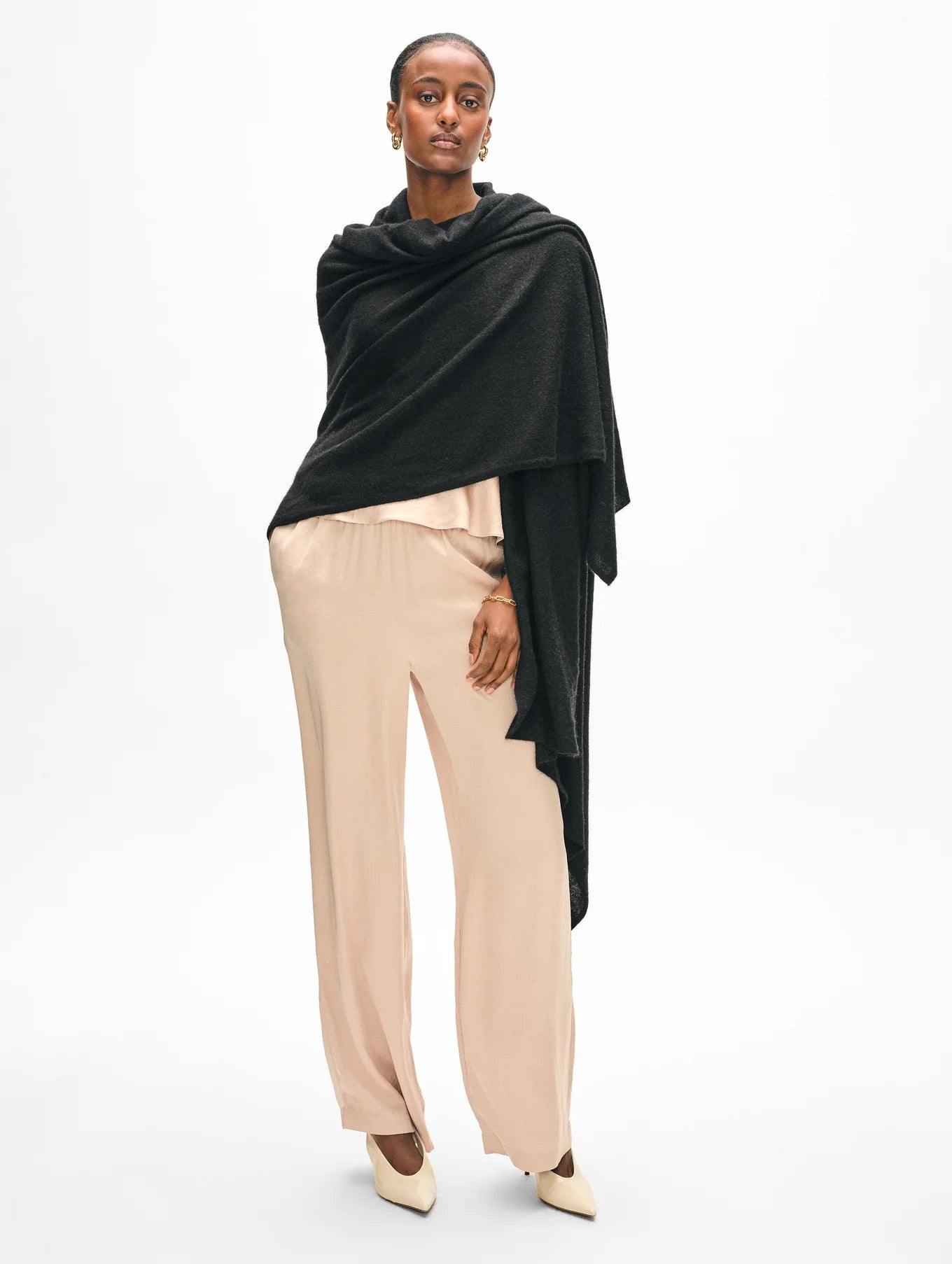 WHITE + WARREN Cashmere Travel Wrap
