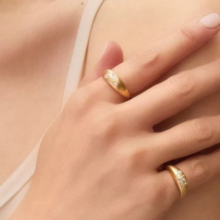ELIZABETH MOORE Diamond Pinky Ring