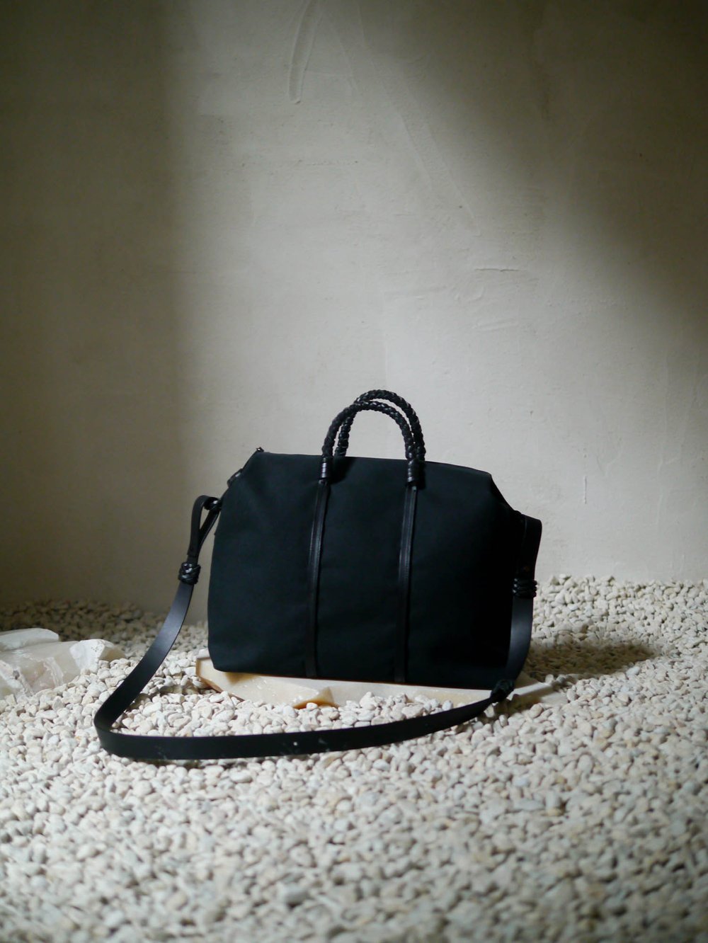 KAMARO'AN Woven Duffle Bag