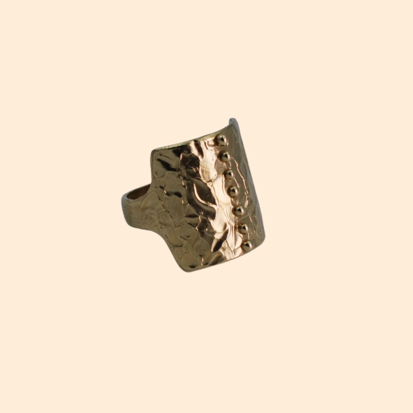 LINDSEY ALLEN Dotted Pavise Ring