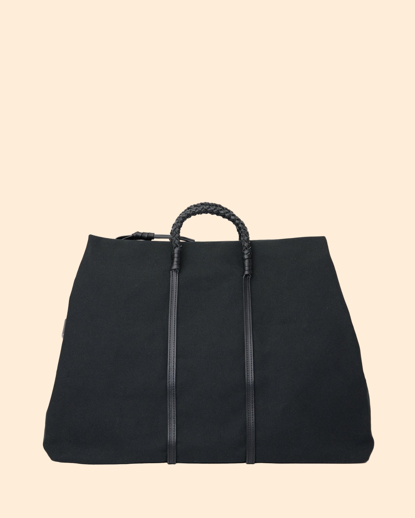 KAMARO'AN Woven Duffle Bag