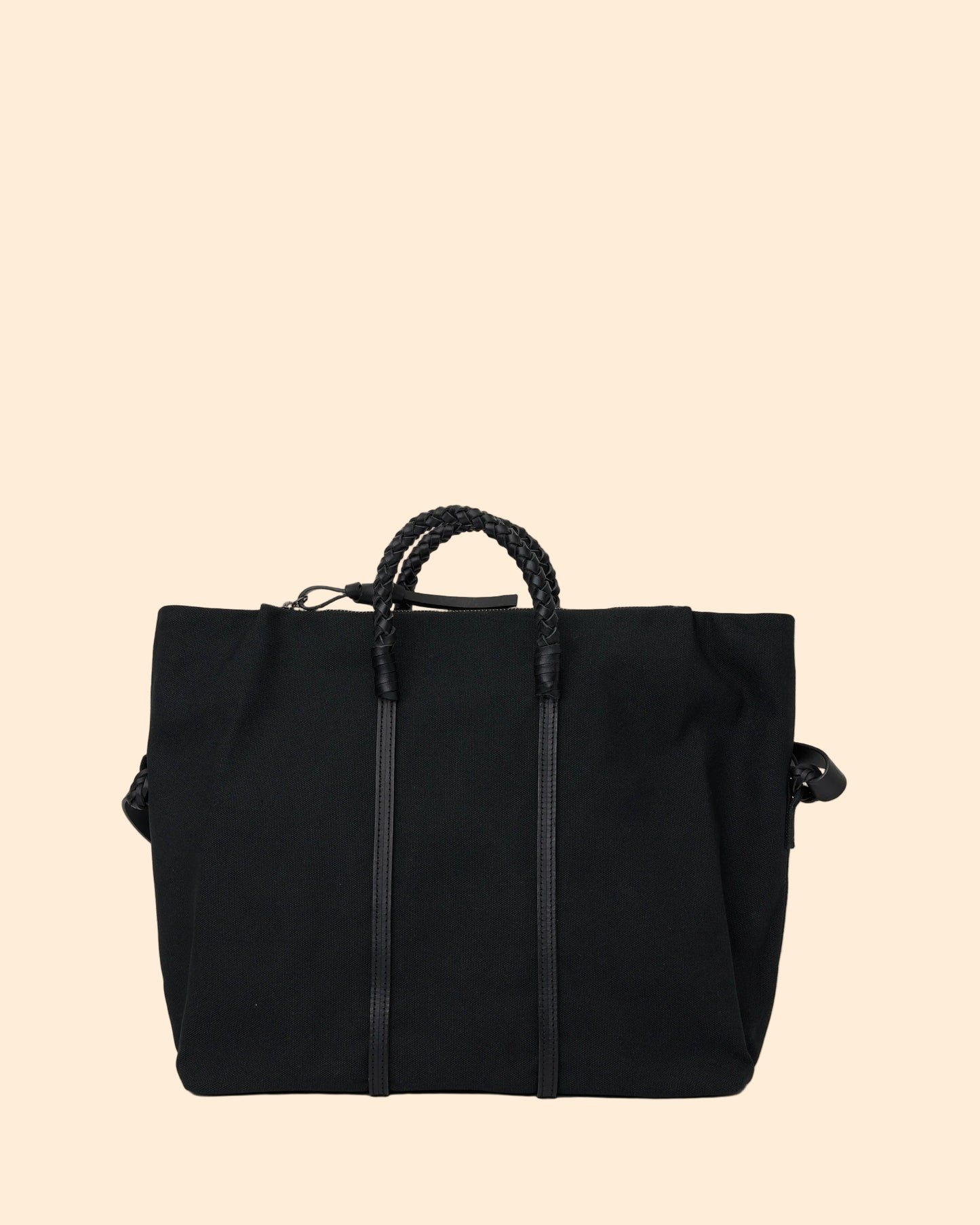 KAMARO'AN Woven Duffle Bag
