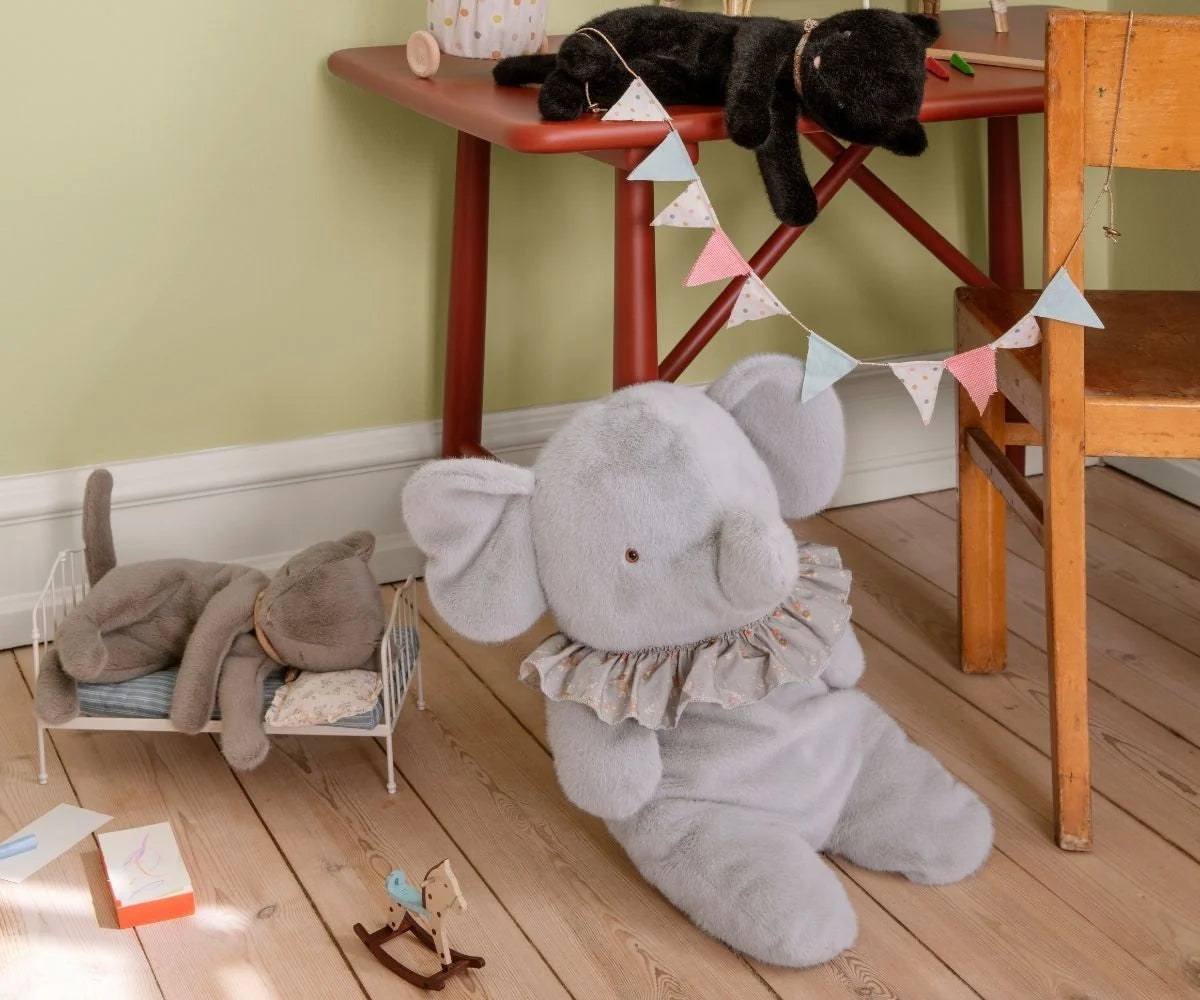 MAILEG Sleeping Kitten Plush