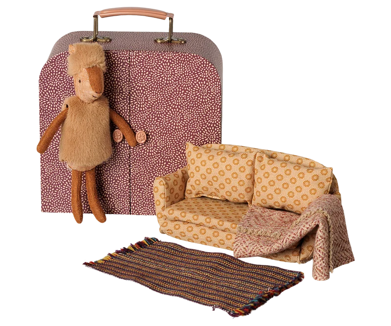 MAILEG Reindeer in Suitcase Little Sister