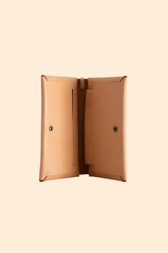 KAMARO'AN Woven Passport Wallet