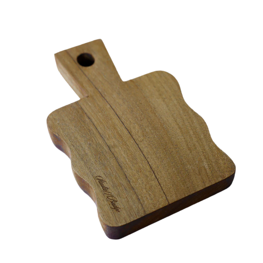 STUDIO BADGE Wavy Walnut Board
