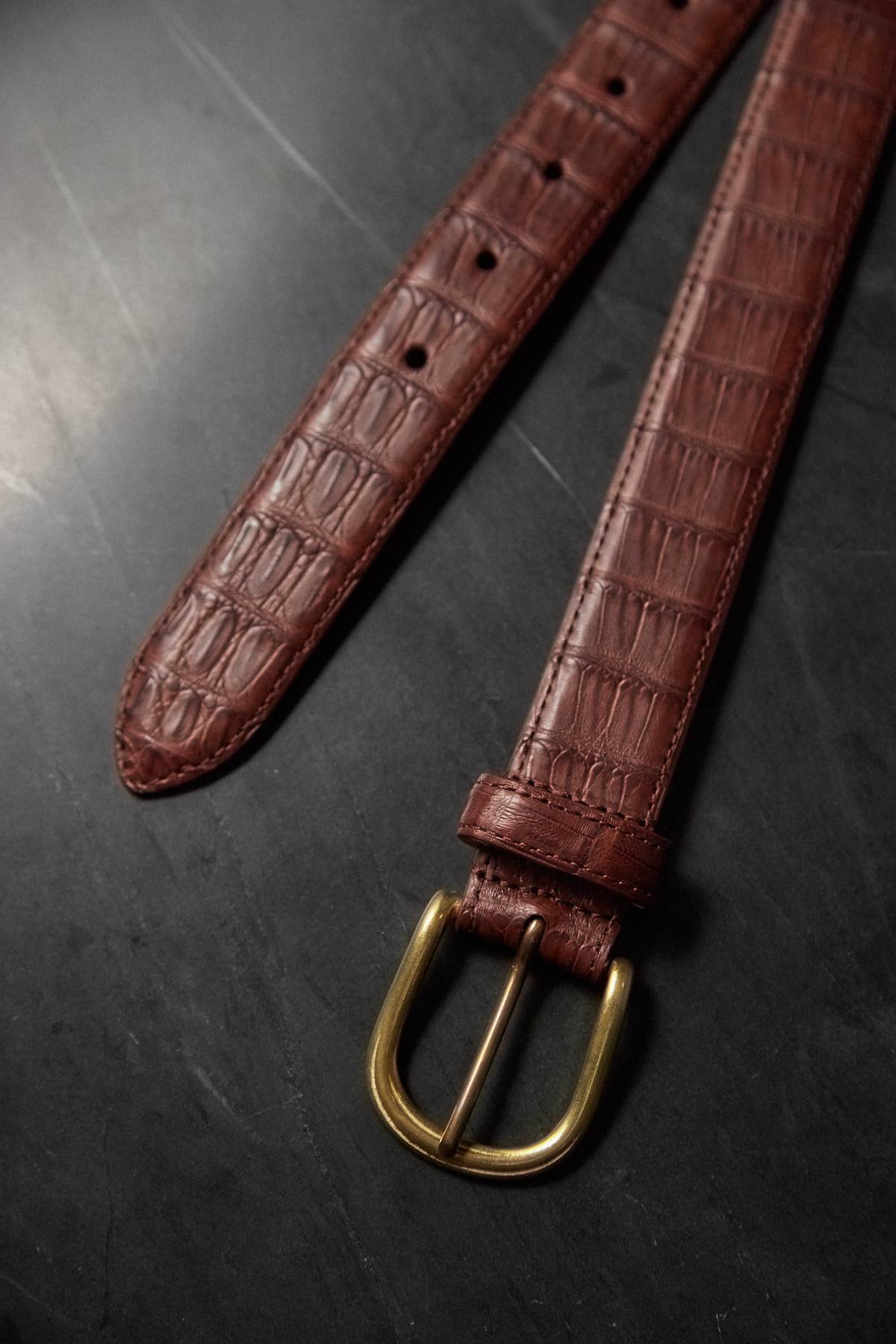 UNCOMMON MAN Medium Brown Genuine Croc Leather Belt