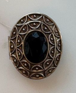 HOUSE OF GOOD MERCANTILE Black Stone Perfumed Brooch