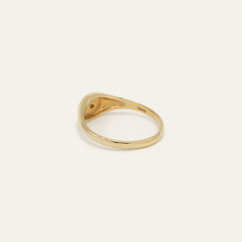 GJENMI Baby Diamond Signet Ring