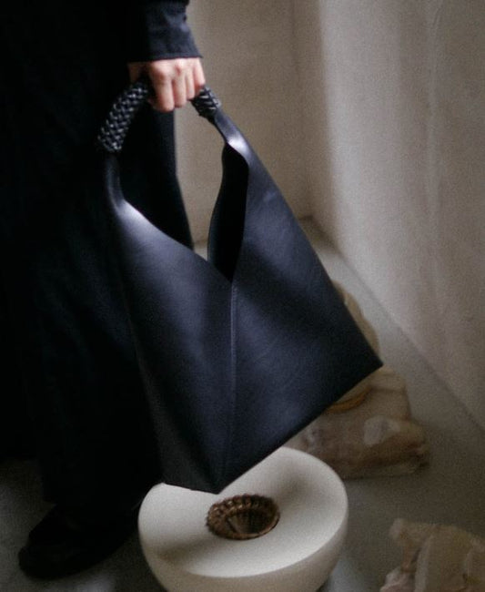 KAMARO'AN Woven Triangle Bag 45